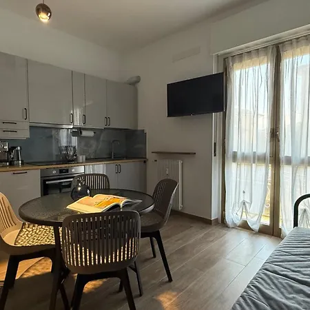 M&p House Daire Diano Marina